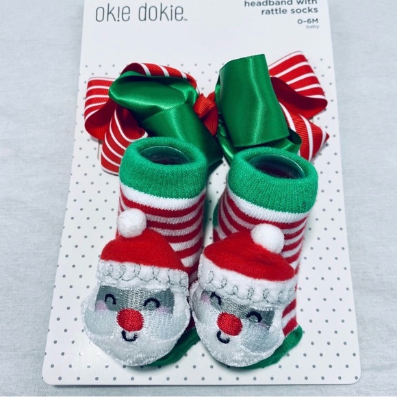 Okie Dokie Christmas Headband & rattle Socks
Baby Girls 2-pc - Picture 4 of 15